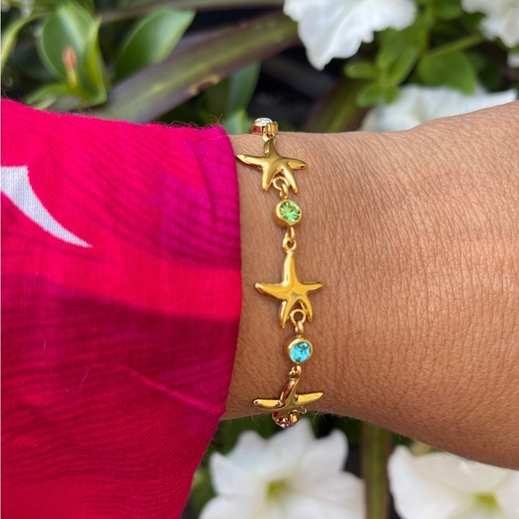 Gold Starfish Bracelet with Gemstones - Picture 7 of 7
